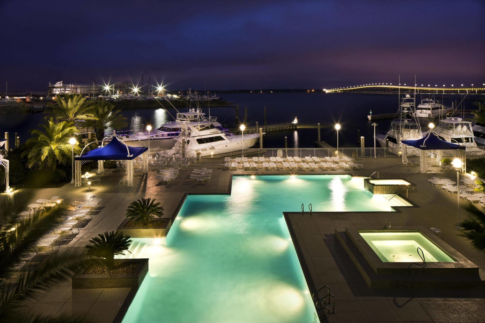 Palace Casino Resort Biloxi Exterior photo